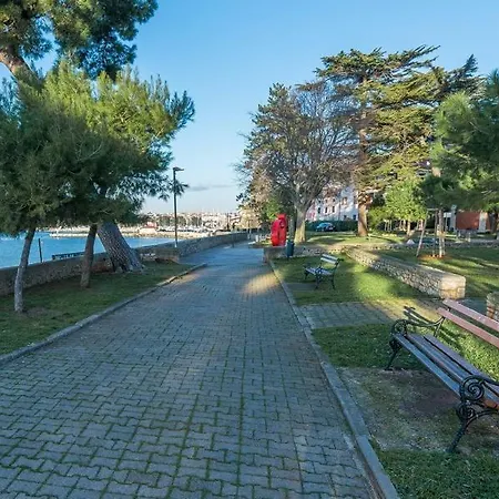 Hannah Novigrad Istria