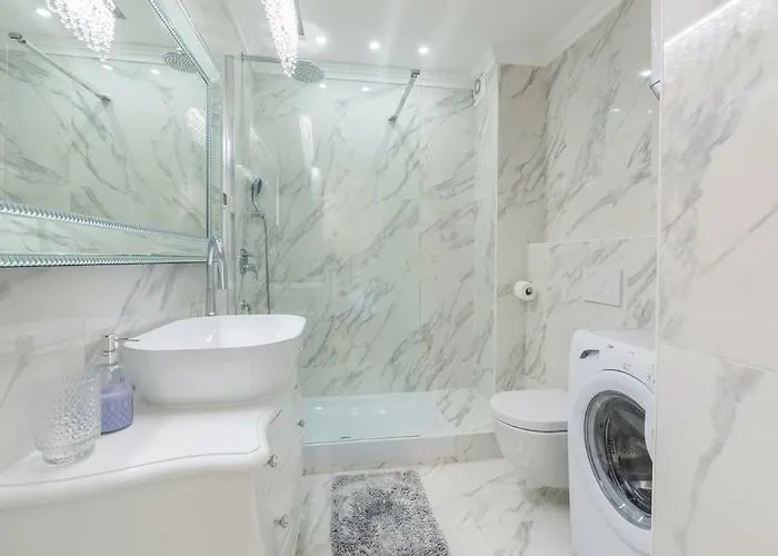 Hannah Novigrad Istria